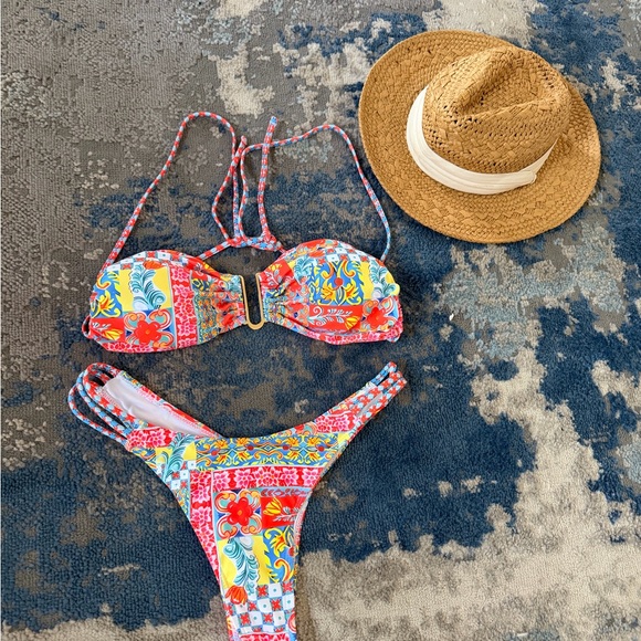 Colorful Bikini Set - Picture 4 of 6